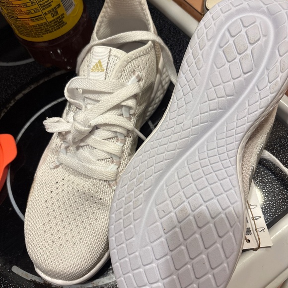 Adidas sneakers, bounce - Picture 1 of 3